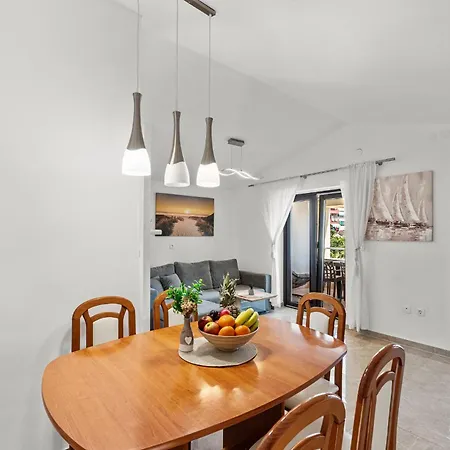 App Sandro With Common Pool 4* Poreč