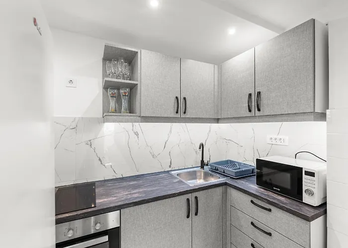 App Sandro With Common Pool 포레치