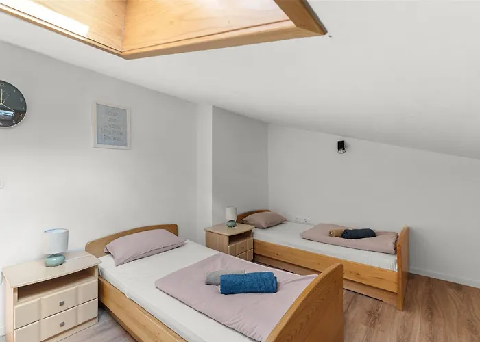 Gostinjska kuća App Sandro With Common Pool Porec