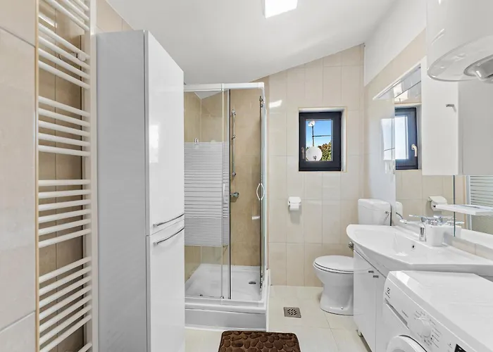 App Sandro With Common Pool Porec