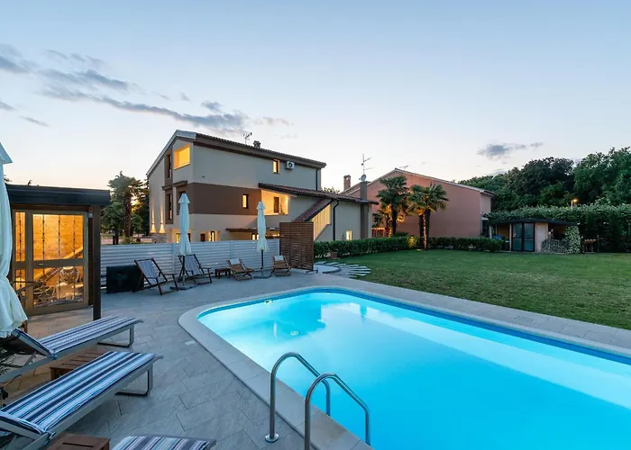 App Sandro With Common Pool Porec